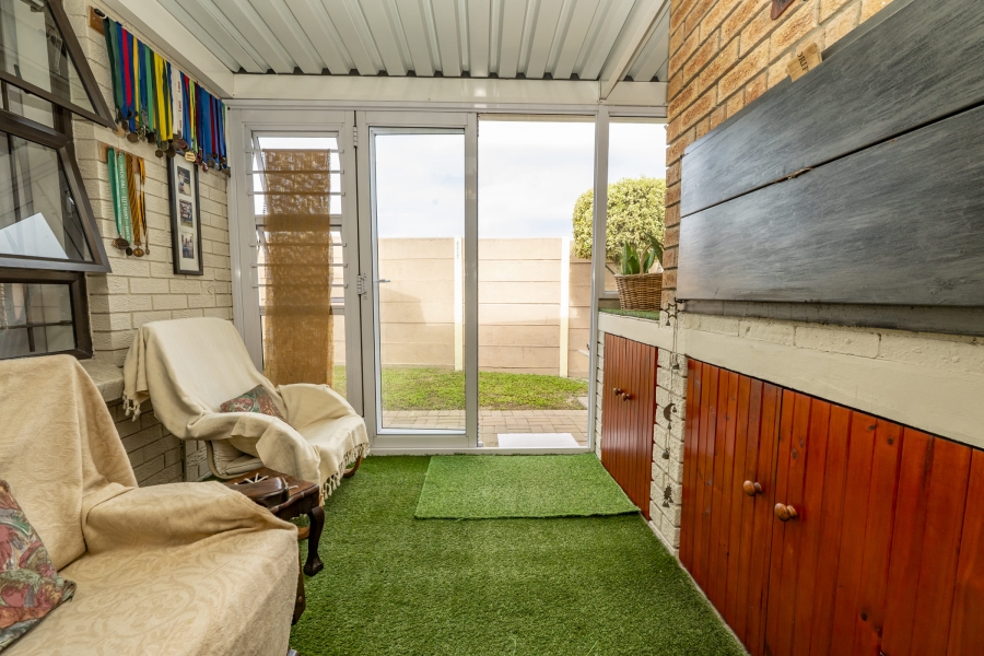 3 Bedroom Property for Sale in De Oude Spruit Western Cape